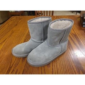 KOOLABURRA BY UGG KIDS 1019374 KOOLA SHORT/ WILD DOVE KIDS BOOTS SIZE 4